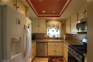 20046 Ave Of The Oaks, Newhall, CA 91321 - Photo 14