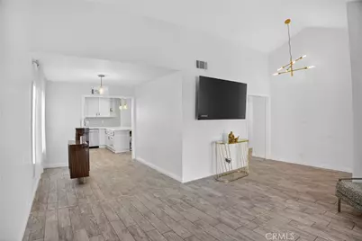 2614 Joshua Hills Dr, Palmdale, CA 93550 - Photo 2