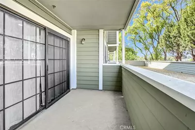 6545 Reseda Boulevard #6, Reseda, CA 91335 - Photo 26