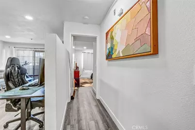 6545 Reseda Boulevard #6, Reseda, CA 91335 - Photo 14