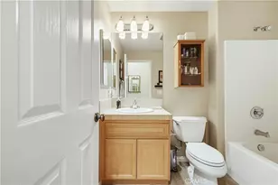 25441 Eagle Ln, Valencia, CA 91381 - Photo 14