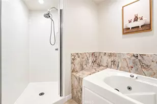 1401 S Bentley Ave, Los Angeles, CA 90025 - Photo 18