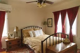 1054 S Corning, Los Angeles, CA 90035 - Photo 12