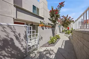 14345 Foothill, Sylmar, CA 91342 - Photo 4