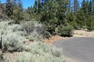 1912 Ironwood Dr, Pine Mountain Club, CA 93222 - Photo 1