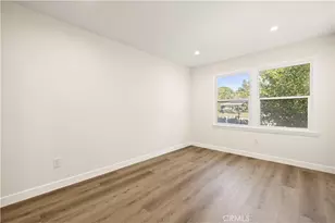 20110 Superior St, Chatsworth, CA 91311 - Photo 32