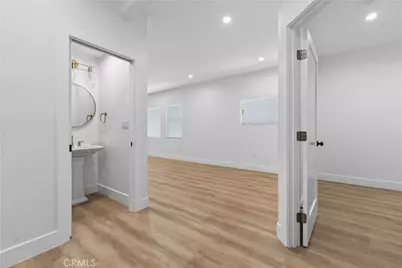 678 E 45th, Los Angeles, CA 90011 - Photo 8