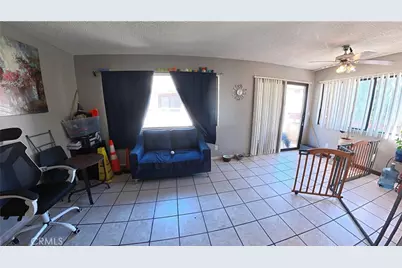18128 Sundowner #1133, Canyon Country, CA 91387 - Photo 2
