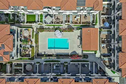 946 Warwick, Thousand Oaks, CA 91360 - Photo 70