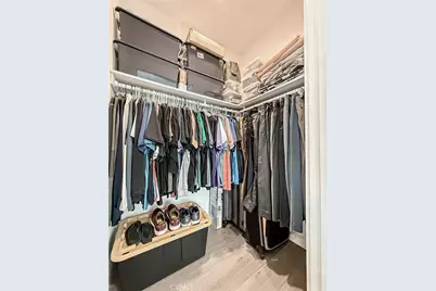 946 Warwick, Thousand Oaks, CA 91360 - Photo 54