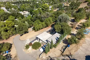 1068 Loma Ln, Simi Valley, CA 93063 - Photo 38
