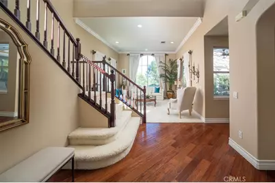 25337 Los Arqueros Drive, Valencia, CA 91381 - Photo 4