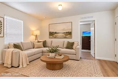 2099 James Court #64, Thousand Oaks, CA 91362 - Photo 10