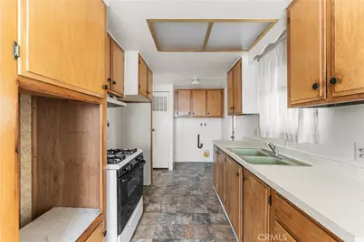 3300 15th Street #238, Rosamond, CA 93560 - Photo 10