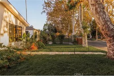 6035 Simpson Avenue, North Hollywood, CA 91606 - Photo 2