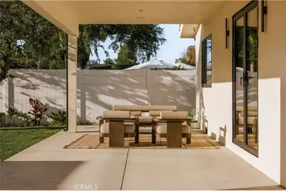 6035 Simpson Avenue, North Hollywood, CA 91606 - Photo 24