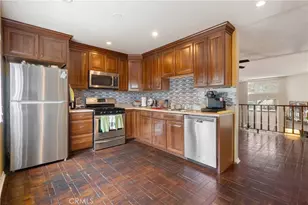 21901 Lassen St, Chatsworth, CA 91311 - Photo 34