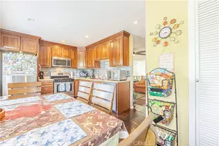 21901 Lassen St, Chatsworth, CA 91311 - Photo 46