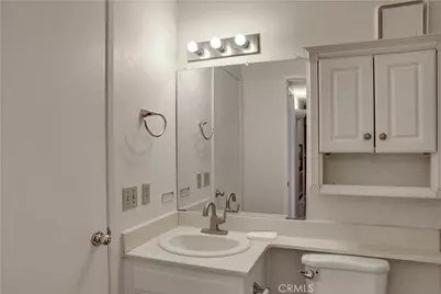 21309 Eucalyptus #203, Newhall, CA 91321 - Photo 14