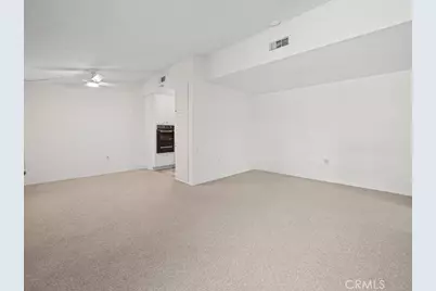 19155 Avenue Of The Oaks, Newhall, CA 91321 - Photo 8