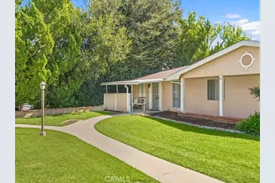 19155 Avenue Of The Oaks, Newhall, CA 91321 - Photo 2