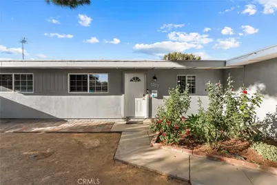 1027 W Avenue J12, Lancaster, CA 93534 - Photo 2