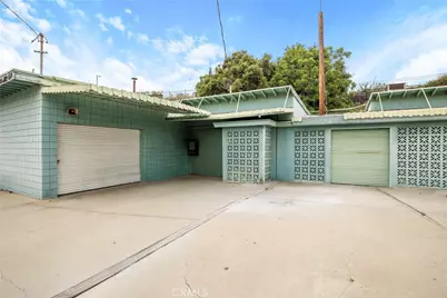 335 E Beach Avenue, Inglewood, CA 90302 - Photo 6
