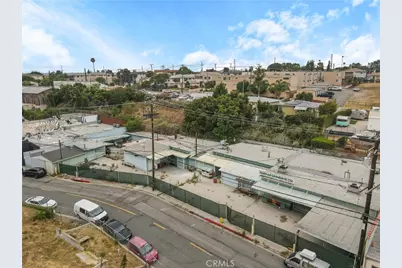 335 E Beach Avenue, Inglewood, CA 90302 - Photo 22