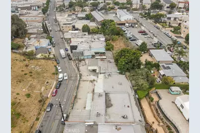 335 E Beach Avenue, Inglewood, CA 90302 - Photo 18