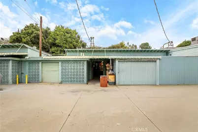 335 E Beach Avenue, Inglewood, CA 90302 - Photo 4