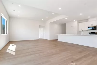 13743 Mesa View Drive, Victorville, CA 92392 - Photo 6
