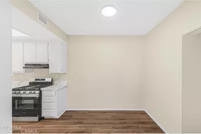 2805 W Avenue K12 Apt#143, Lancaster, CA 93536 - Photo 8
