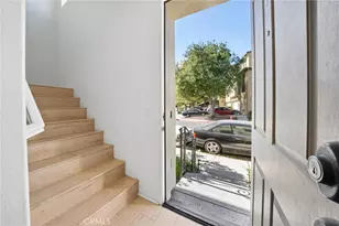 27006 Pebble Beach Dr, Valencia, CA 91381 - Photo 4