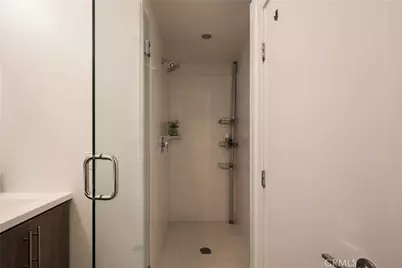 2204 Tom Mix, Los Angeles, CA 90026 - Photo 14