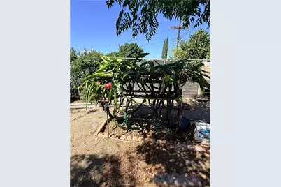 10416 Cayuga, Pacoima, CA 91331 - Photo 10