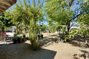 10416 Cayuga, Pacoima, CA 91331 - Photo 22