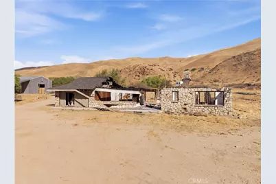 38101 Gorman Post Road, Lebec, CA 93243 - Photo 2