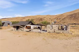 38101 Gorman Post Rd, Lebec, CA 93243 - Photo 2