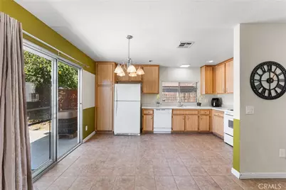 37061 29th, Palmdale, CA 93550 - Photo 12