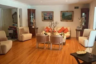 10210 Encino Ave, Northridge, CA 91325 - Photo 4