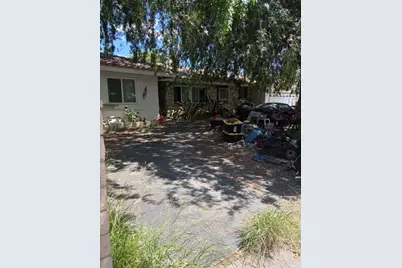 10210 Encino Avenue, Northridge, CA 91325 - Photo 2