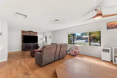4527 W Avenue L13, Lancaster, CA 93536 - Photo 8