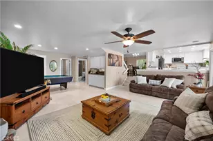 24521 Skyridge Dr, Newhall, CA 91321 - Photo 22