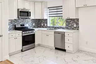 15053 Victory, Van Nuys, CA 91411 - Photo 4