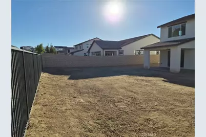 28519 Wildflower Terrace, Castaic, CA 91384 - Photo 2