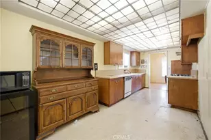 7321 Leescott Ave, Van Nuys, CA 91406 - Photo 16