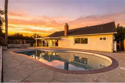 24107 Highlander, West Hills, CA 91307 - Photo 2