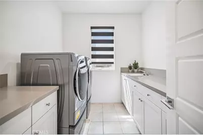 20331 W Windsor Lane, Porter Ranch, CA 91326 - Photo 40