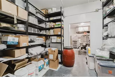 12914 Vanowen Street, North Hollywood, CA 91605 - Photo 24