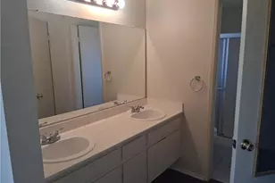23026 W Cuervo Dr, Valencia, CA 91354 - Photo 16